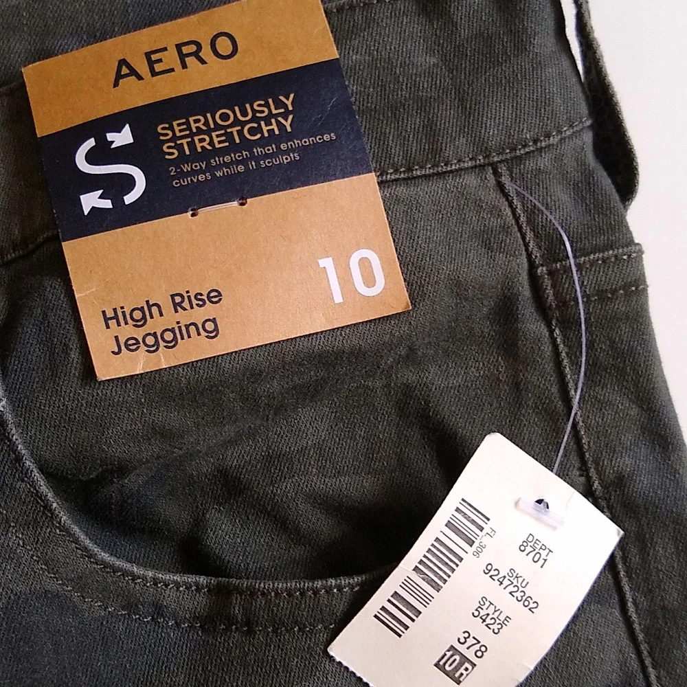 NWT Aero high rise jegging stretchy‎ camo skinny jeans 10